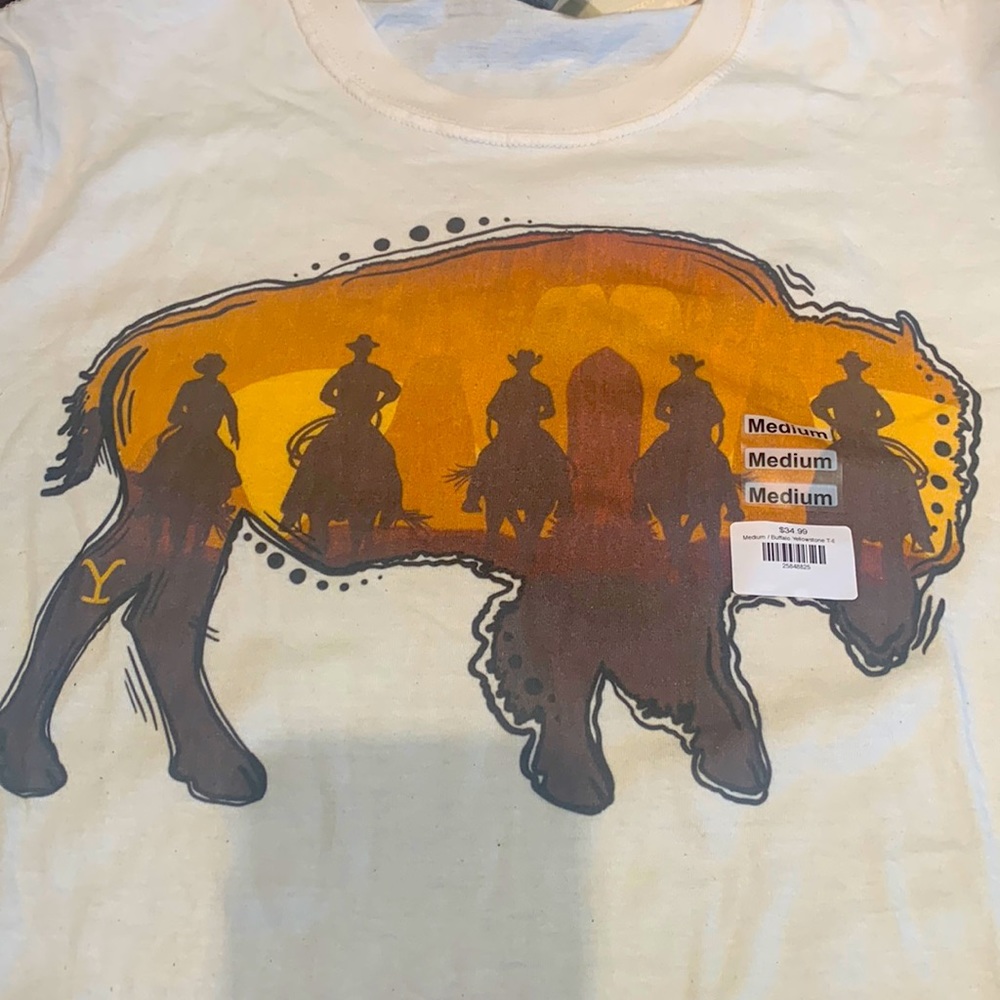 Yellowstone Med Cream Background Crew Riding Med New